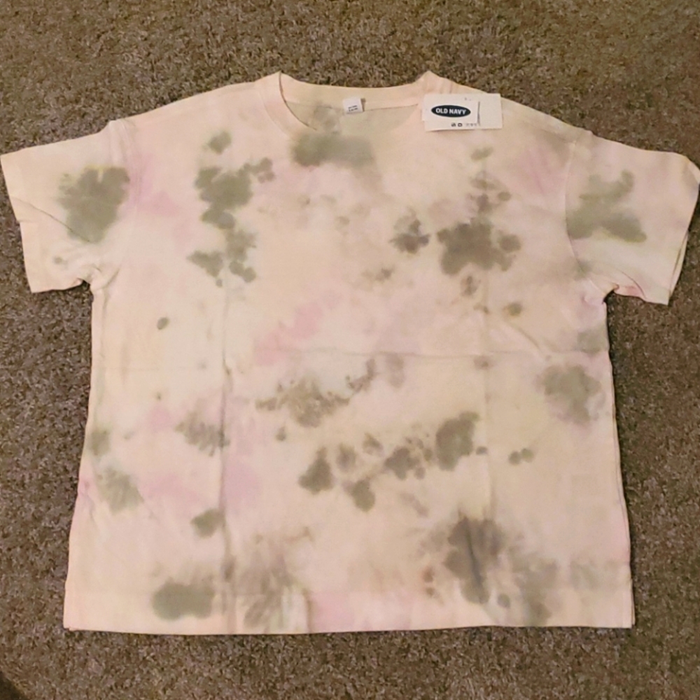 Loose crew neck tee